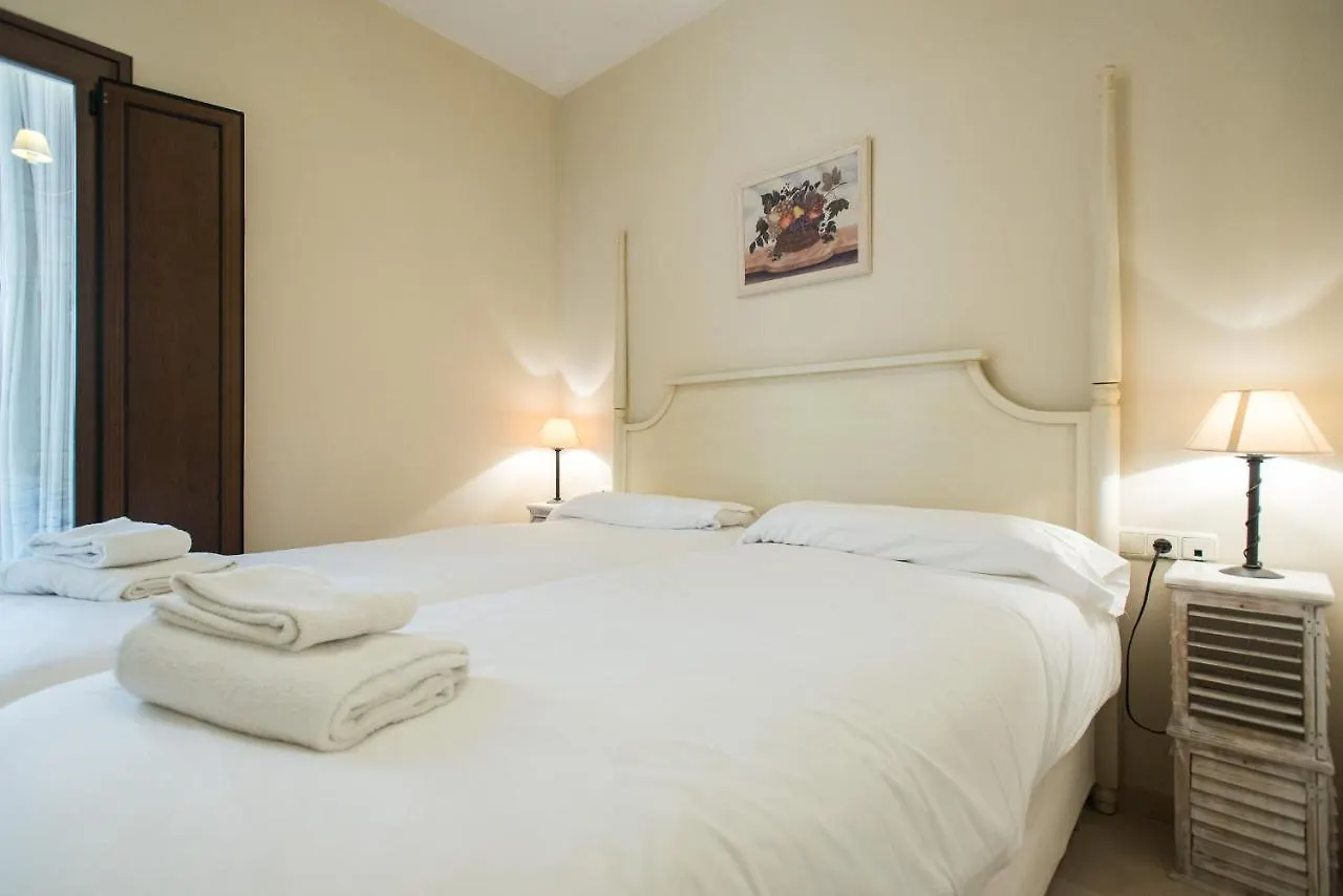 Minty Stay - Feria Sevilla Spanien