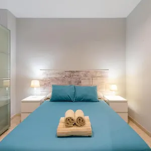 Behouse Reyes Catolicos Appartement